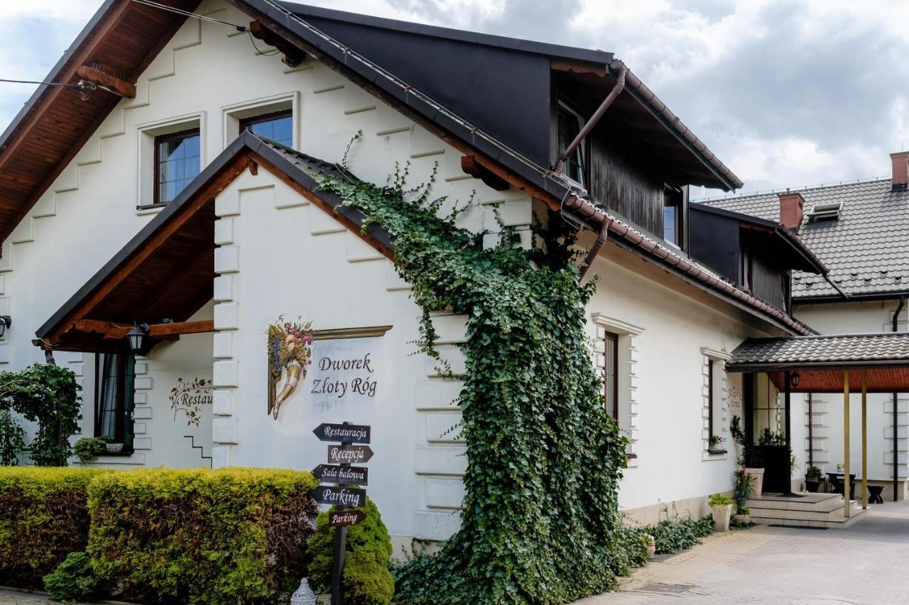 Hotell Dworek Zloty Rog I Restauracja